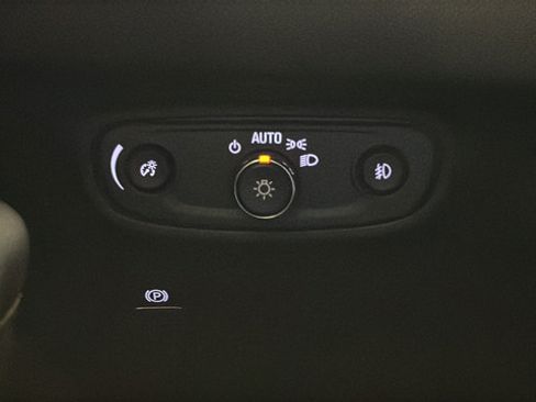Used 2021 GMC Terrain SLT w/ Infotainment Package II FWD image 38