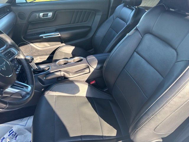 Used 2020 Ford Mustang GT Premium w/ Black Accent Package RWD image 20