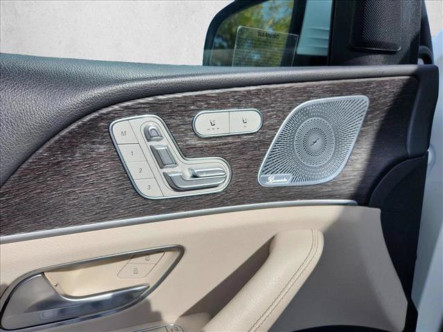 Used 2020 Mercedes-Benz GLS 450 4MATIC image 16