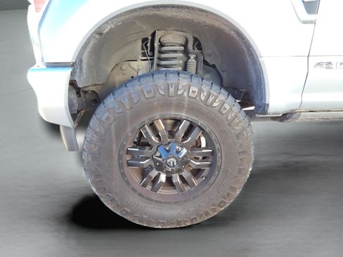 Used 2019 Ford F250 Platinum w/ Platinum Ultimate Package image 27