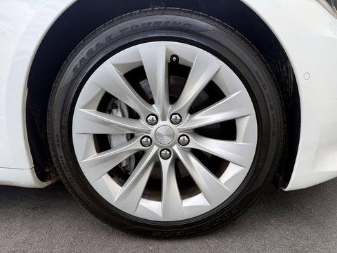 Used 2018 Tesla Model S 75D AWD/4WD image 29