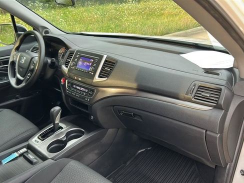 Used 2019 Honda Ridgeline Sport image 49