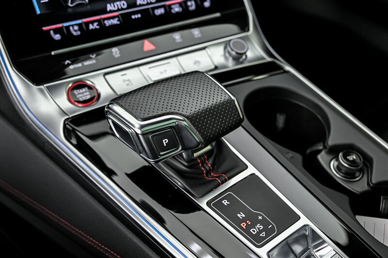Used 2023 Audi RS 6 AWD/4WD image 29