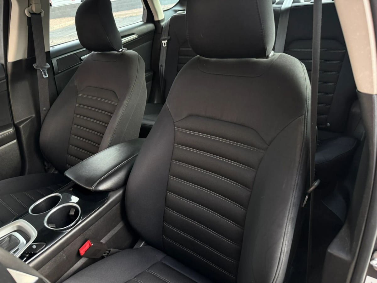 Used 2014 Ford Fusion SE FWD image 40