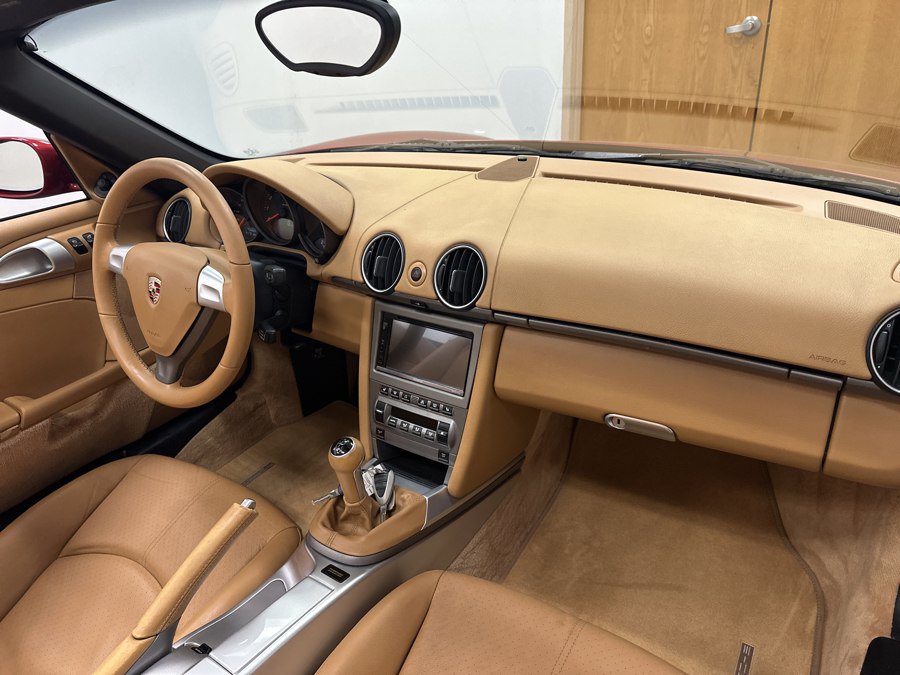 Used 2008 Porsche Boxster RWD image 16