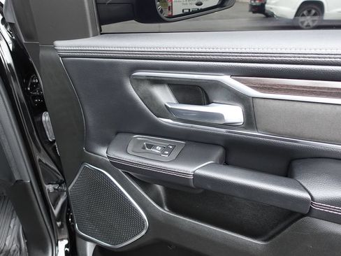 Used 2025 RAM 1500 Laramie w/ Sport Appearance Package AWD/4WD image 38