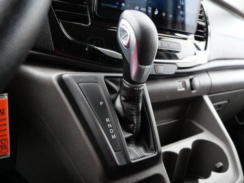 Used 2023 Ford Transit 350 XLT image 17