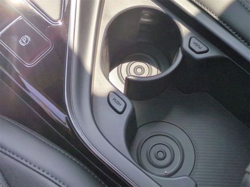 New 2025 Kia Niro SX Touring image 55