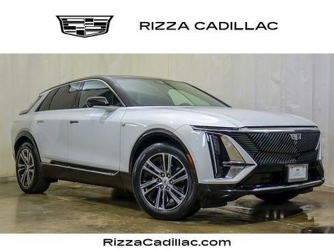 New 2025 Cadillac Lyriq Luxury image 1