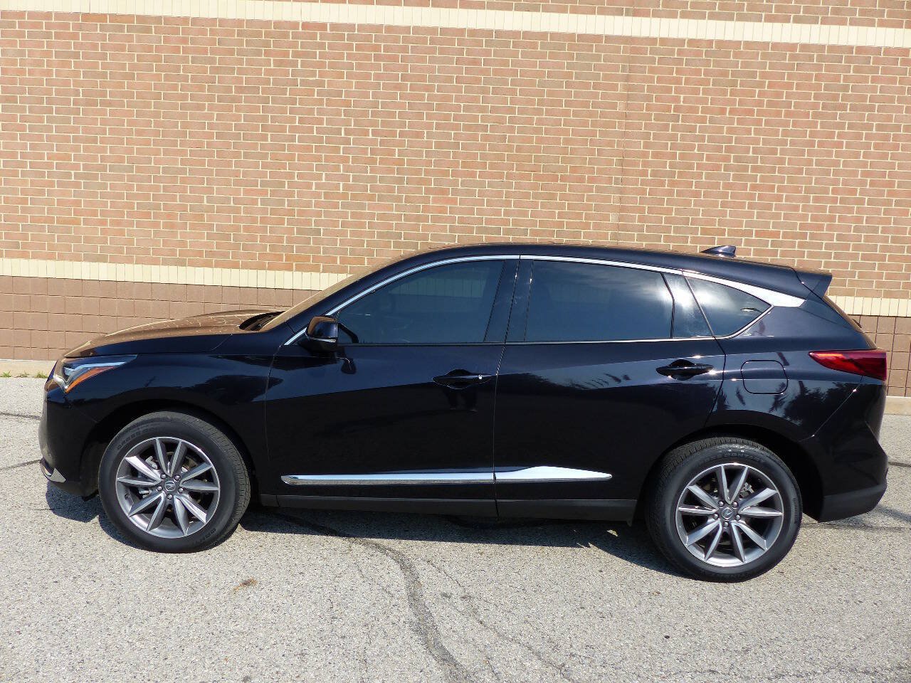 Used 2023 Acura RDX w/ Technology Package AWD/4WD image 6