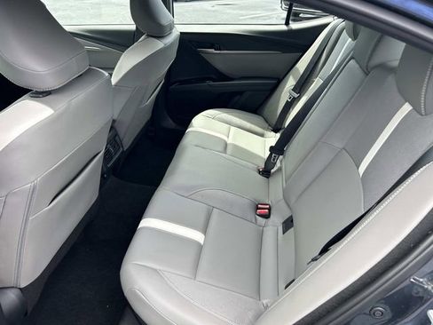 Used 2026 Toyota Camry SE w/ Convenience Package FWD image 17