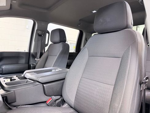 Used 2024 Chevrolet Silverado 2500 Custom w/ Custom Value Package AWD/4WD image 16