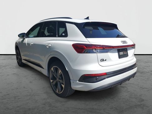 Used 2023 Audi Q4 e-tron Premium Plus w/ Premium Plus AWD/4WD image 3