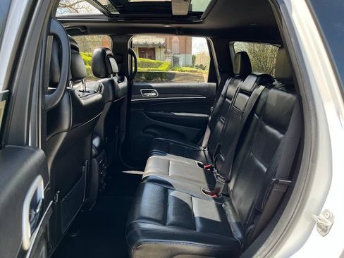 Used 2021 Jeep Grand Cherokee Limited w/ Luxury Group II AWD/4WD image 44