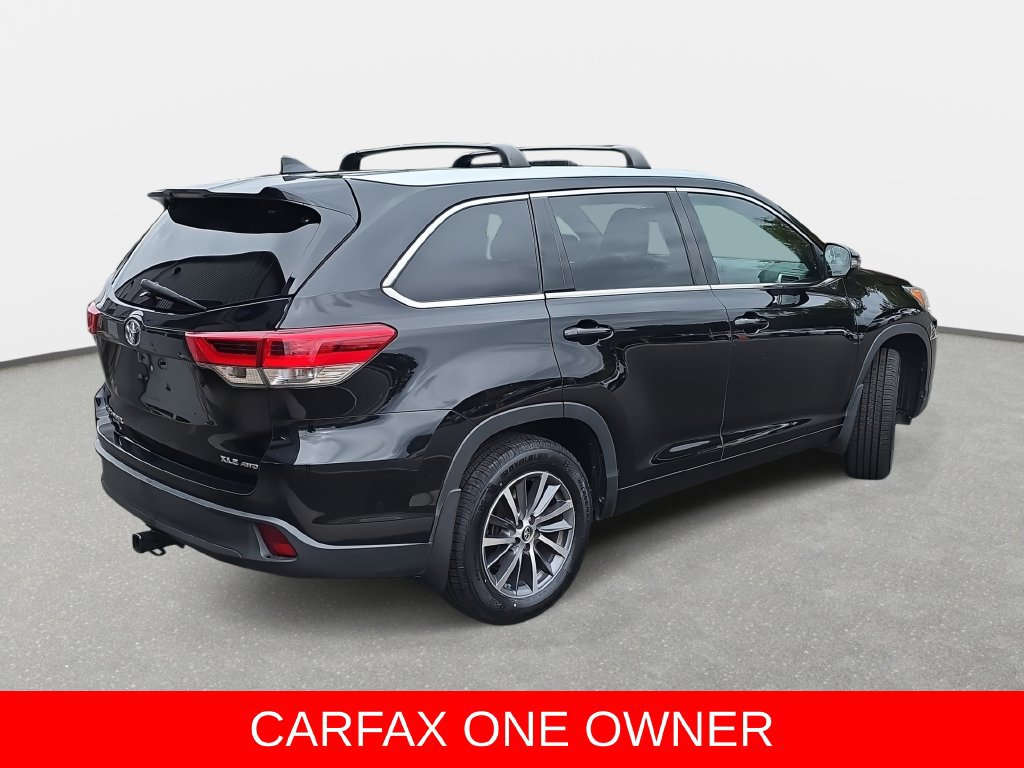 Used 2017 Toyota Highlander XLE AWD/4WD image 5