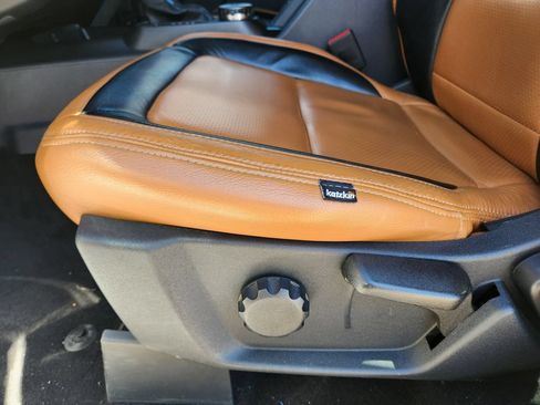 Used 2022 Ford Bronco Wildtrak AWD/4WD image 12