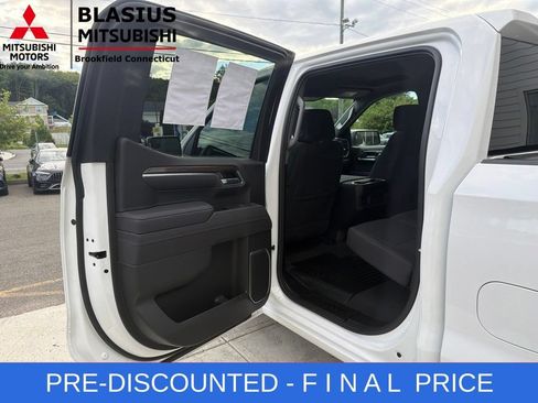 Used 2025 Chevrolet Silverado 1500 RST AWD/4WD image 38