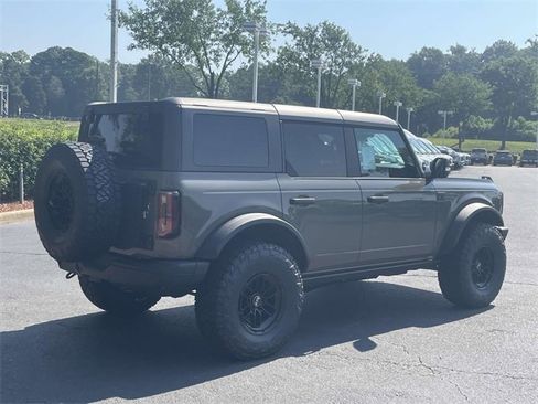 New 2025 Ford Bronco Badlands image 6