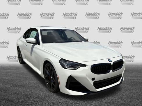 Used 2025 BMW 230i Coupe w/ M Sport Package image 2