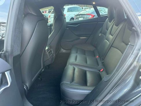 Used 2020 Tesla Model S Long Range Plus image 21