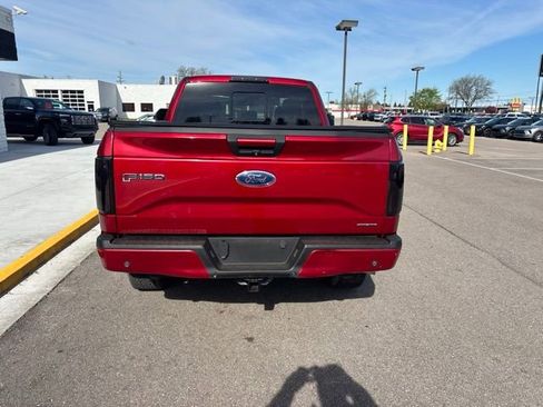 Used 2015 Ford F150 XLT w/ Equipment Group 302A Luxury AWD/4WD image 8