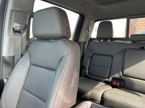 Used 2024 Chevrolet Silverado 1500 LT Trail Boss w/ Convenience Package II image 11