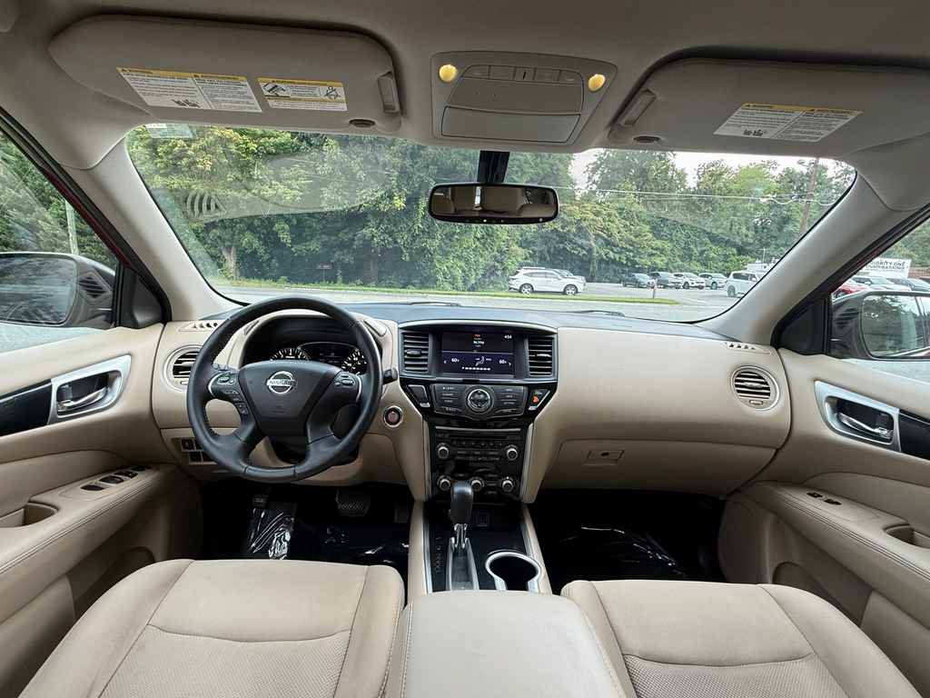 Used 2018 Nissan Pathfinder SV w/ Cargo Package FWD image 15