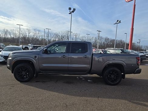 New 2026 Nissan Frontier SV image 4