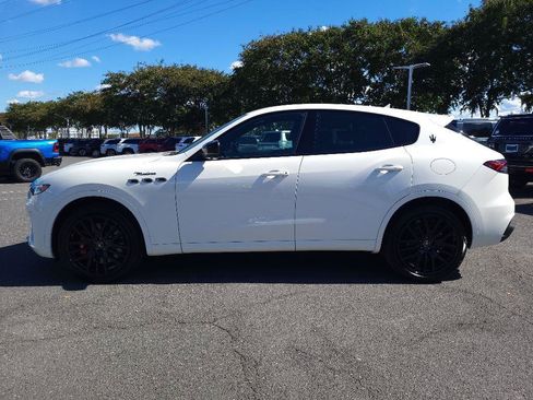 New 2024 Maserati Levante Modena Ultima AWD/4WD image 18