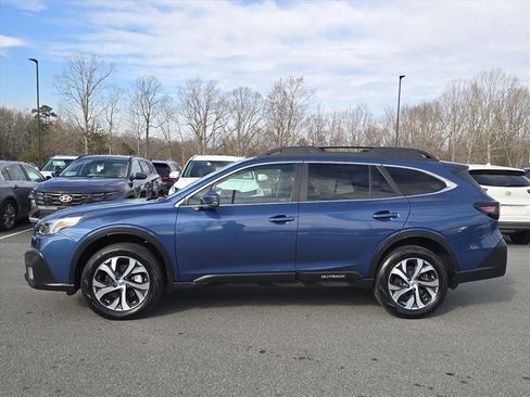 Used 2022 Subaru Outback Limited image 6