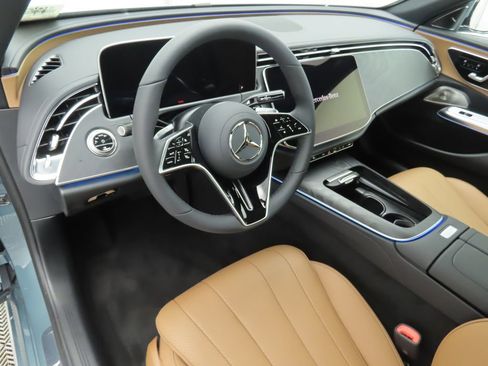 New 2026 Mercedes-Benz E 350 Sedan image 9