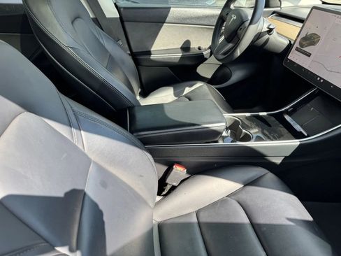 Used 2020 Tesla Model Y Long Range image 6