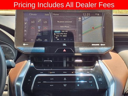 Used 2021 Toyota Venza XLE w/ Softex Package AWD/4WD image 23