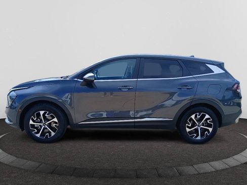 Used 2024 Kia Sportage EX FWD image 4
