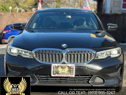 Used 2019 BMW 330i xDrive Sedan w/ Convenience Package image 2