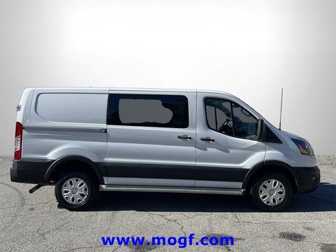 Used 2024 Ford Transit 250 Low Roof w/ Exterior Upgrade Package image 26