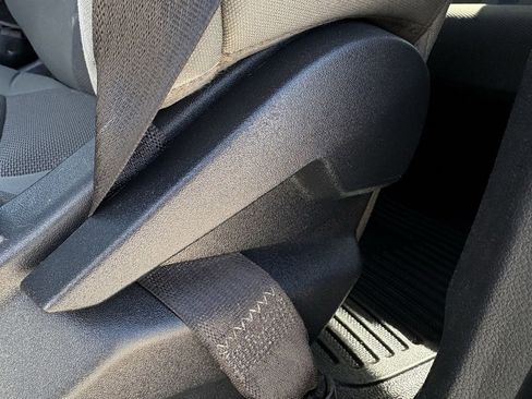 Used 2022 Ford F250 XL w/ Power Equipment Group image 25