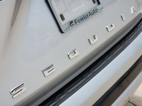 Certified 2023 Toyota Sequoia Limited AWD/4WD image 11