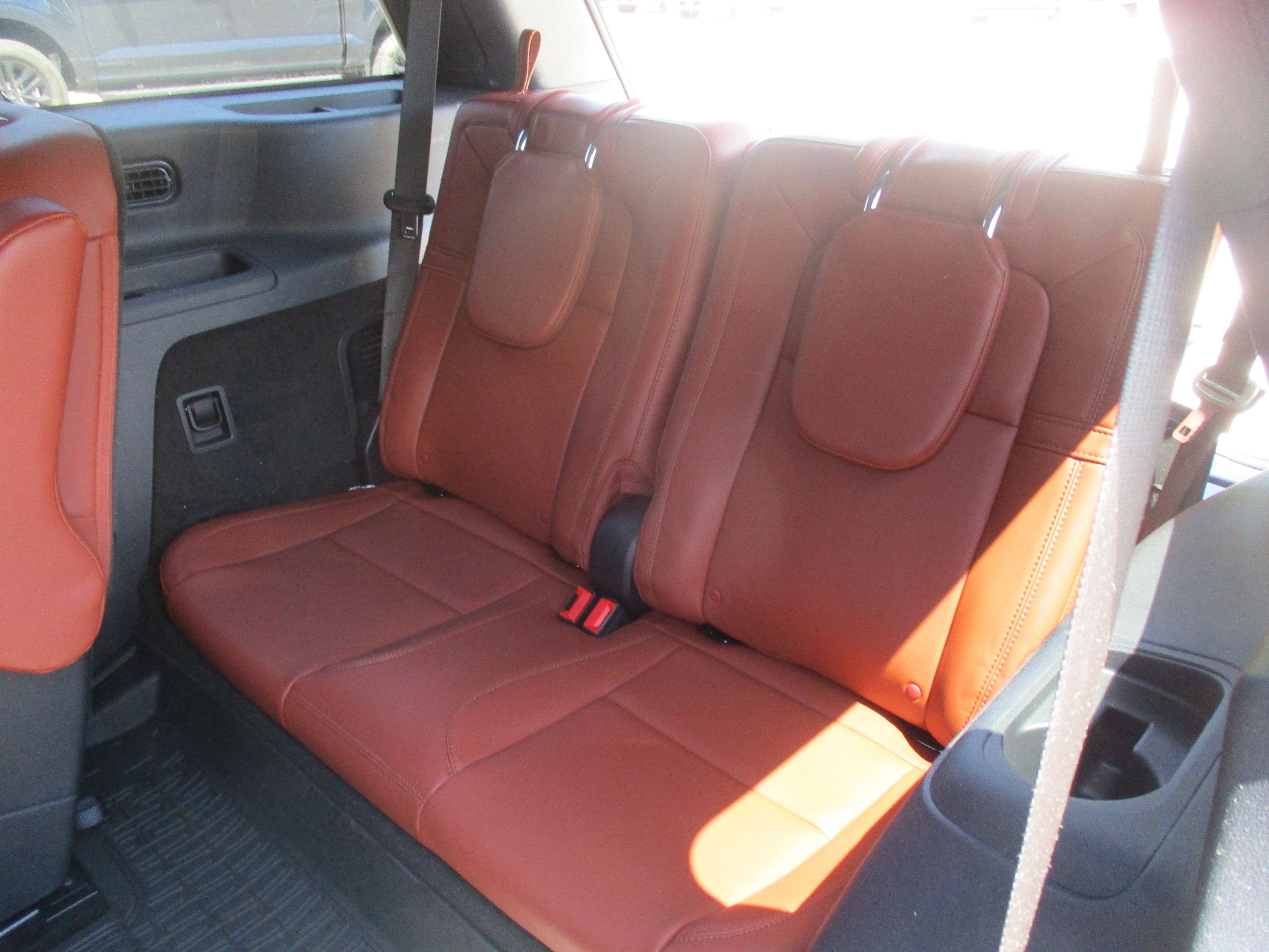 Used 2025 Lincoln Aviator Reserve w/ Equipment Group 201A AWD/4WD image 13