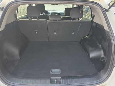 Used 2021 Kia Sportage LX image 16