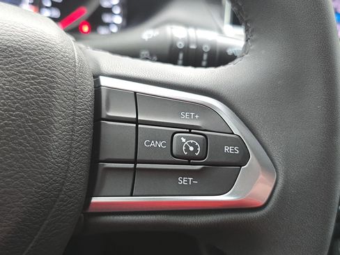 Used 2024 Jeep Compass Latitude w/ Altitude Special Edition AWD/4WD image 17