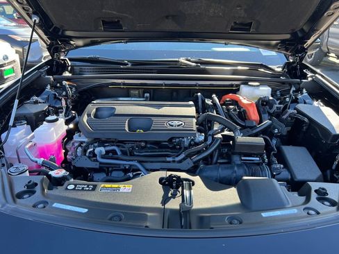 Used 2025 Toyota Crown Signia image 47