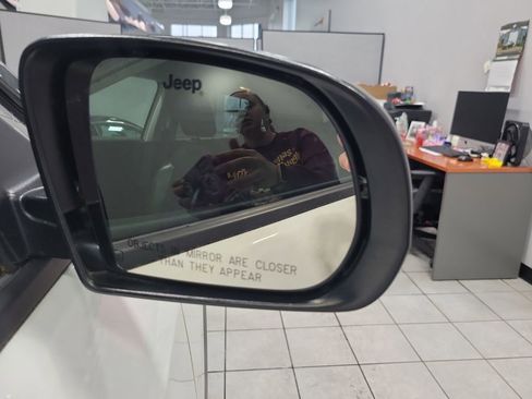 Used 2020 Jeep Compass Limited image 25