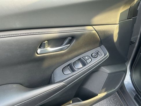 Used 2021 Nissan Sentra SV w/ Trunk Package image 10