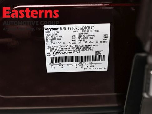 Used 2022 Lincoln Nautilus FWD w/ Premium Package image 38