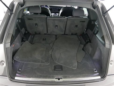 Used 2021 Audi Q7 2.0T Premium Plus w/ Executive Package AWD/4WD image 3