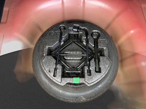 Certified 2023 Hyundai Elantra Limited image 37