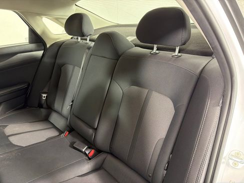 Used 2021 Kia K5 LXS image 18