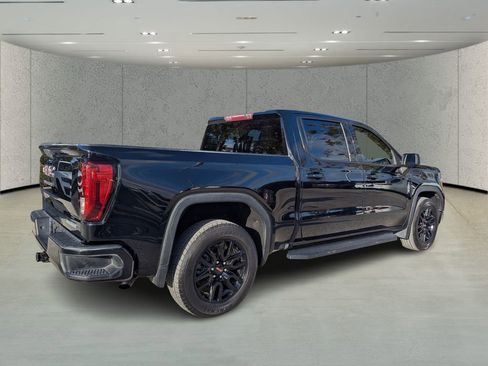 Used 2021 GMC Sierra 1500 Elevation image 3