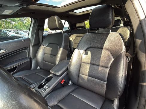 Used 2018 Mercedes-Benz GLA 250 4MATIC image 22